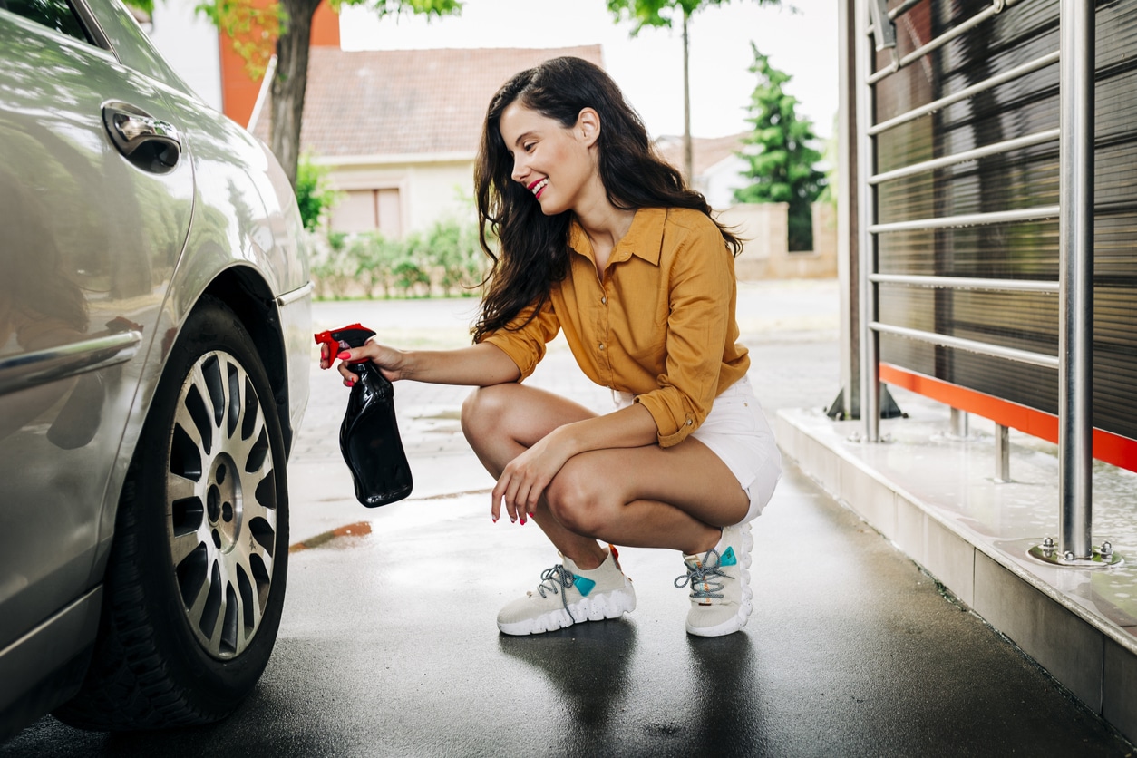 How to Make Tyres Black Again